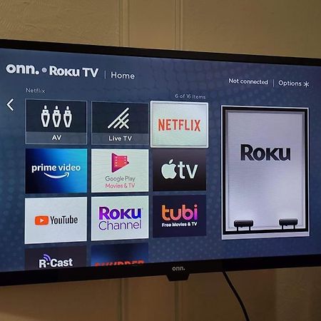 Tv + Netflix / High Speed Internet / Room C 蒙特利尔 外观 照片