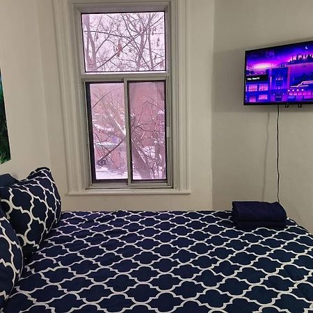 Tv + Netflix / High Speed Internet / Room C 蒙特利尔 外观 照片