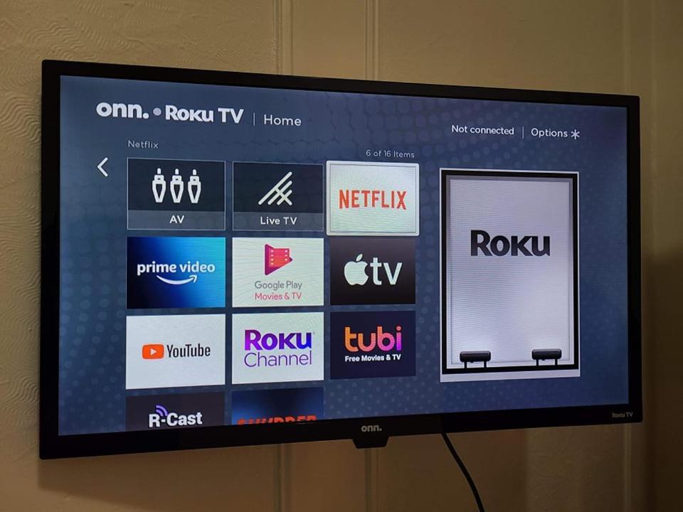 Tv + Netflix / High Speed Internet / Room C 蒙特利尔 外观 照片